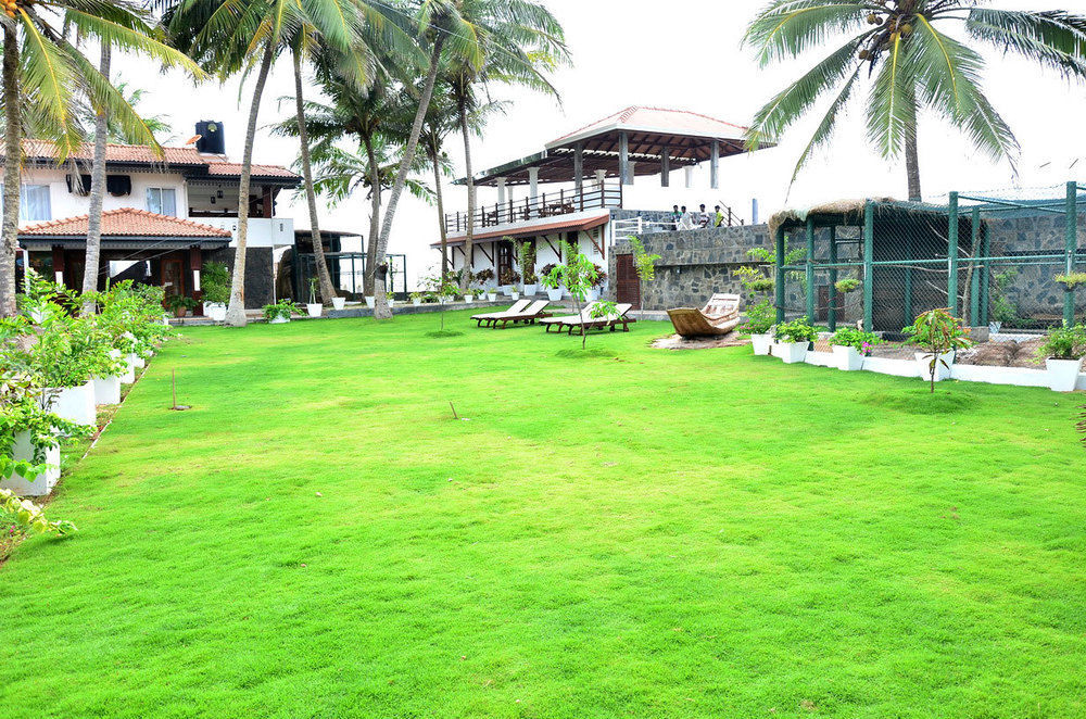 White Villa Resort Ahungalla Exterior photo